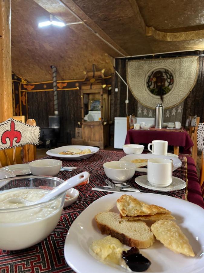 Vast Mongolia Tour & Hostel Ulan Bator Eksteriør bilde