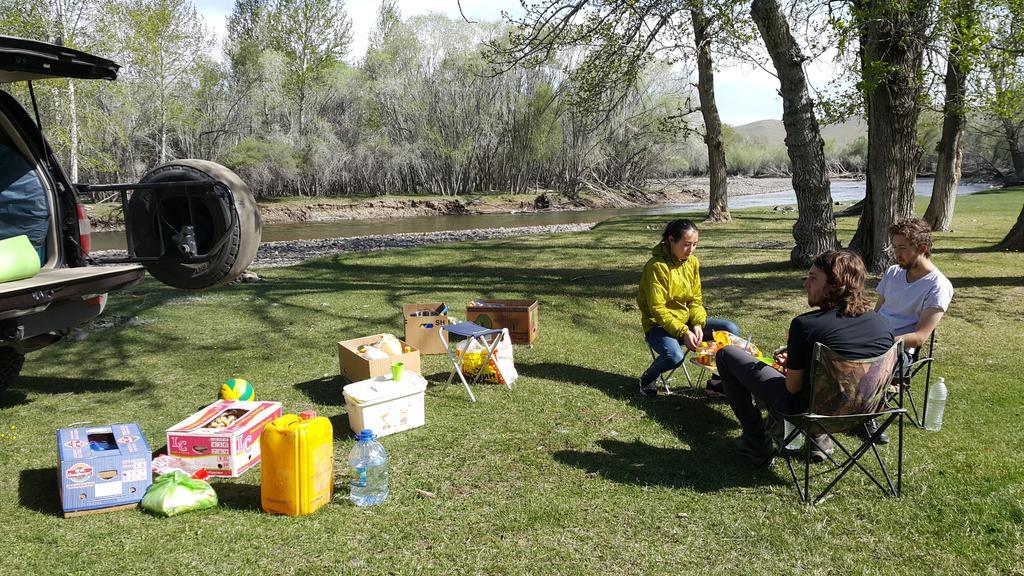 Vast Mongolia Tour & Hostel Ulan Bator Eksteriør bilde